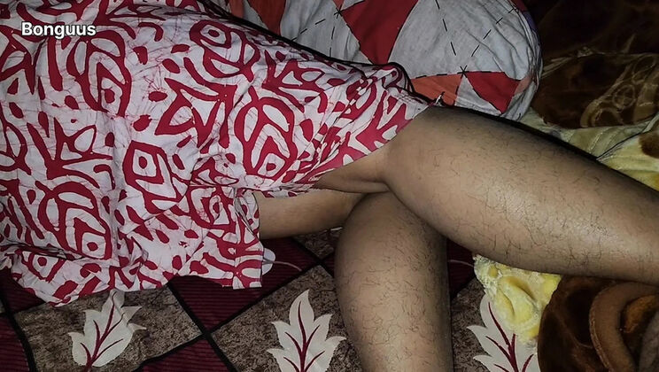 Hot Indian Stepmom Pussy Creampie - Desi Bhabhi Sharing Bed With Step Son