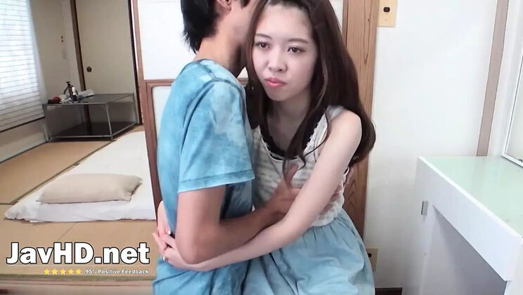 Japanese JAV uncensored blowjob - Asian slut deep throat skills make you forget