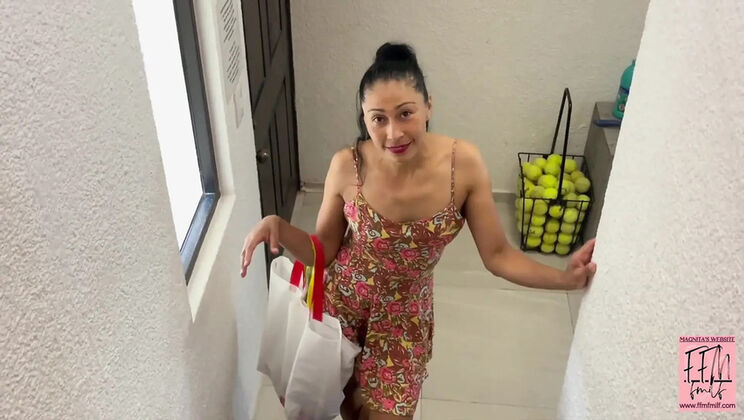 Step Mom Gives Blowjob Advice To Teen Son For His Date - Latina MILF Teaches Inexperienced Boy