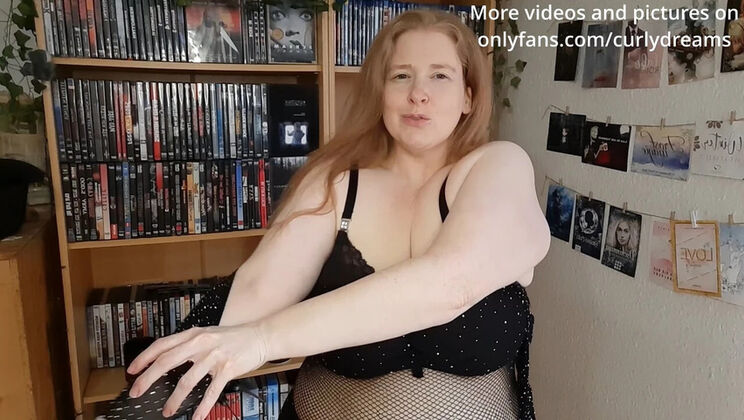 Curly_Dreams German MILF Shows Big Natural Tits Solo Close-Up