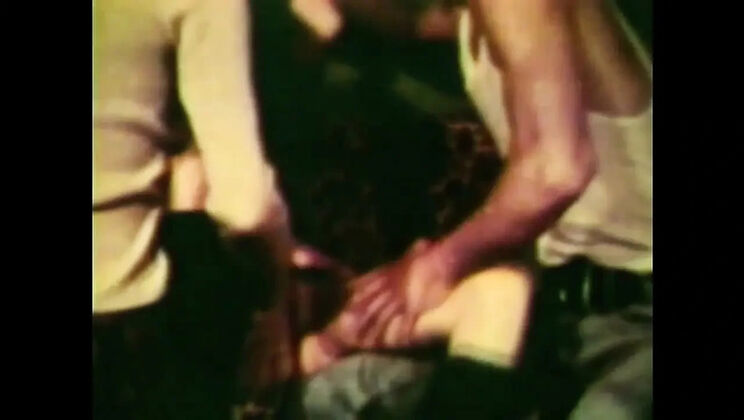 College Girl Sloppy Blowjob & Fingering Teen Threesome - Vintage HD