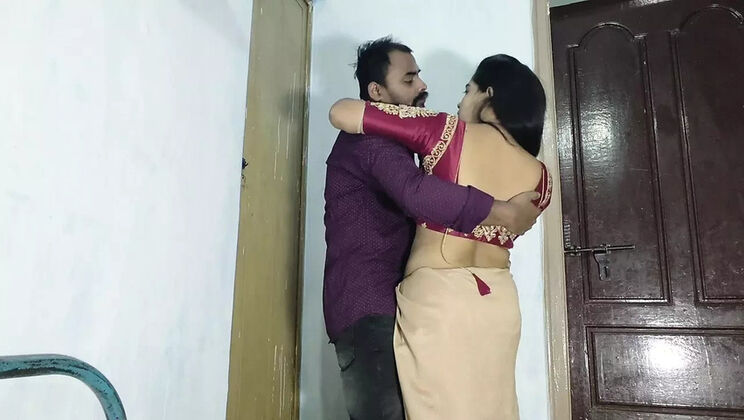 Desi Village Wife Madhu Bhabhi Hard Fuck With Ex Boyfriend in Hostel Room - Big Ass, Blowjob, Pussy Licking
