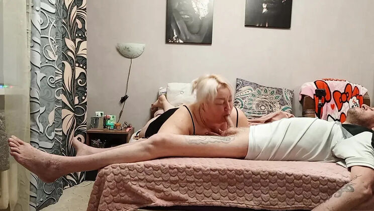 Zona901 MILF stepmom deep throat blowjob and cumshot swallowed