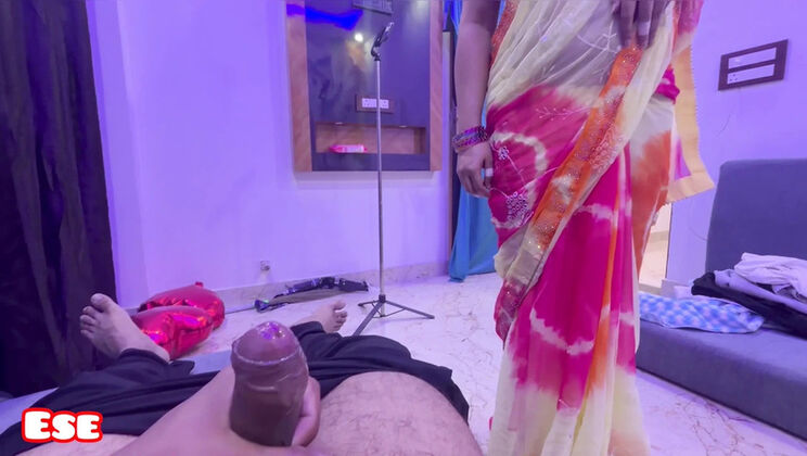 Desi Aunty Helps Me Pee Then Fucks Me Doggy Style - Sammy Sins Rough Homemade Indian Sex