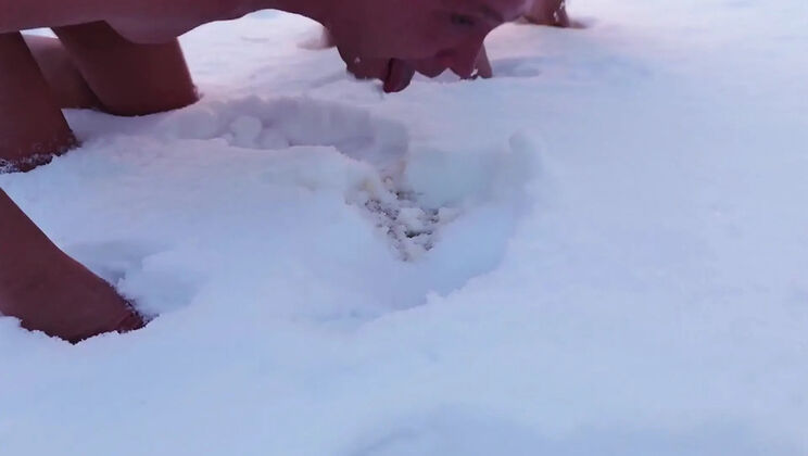 Snowbound Swingers: Two Married Couples, Massive Naturals, Piss Play and Licking