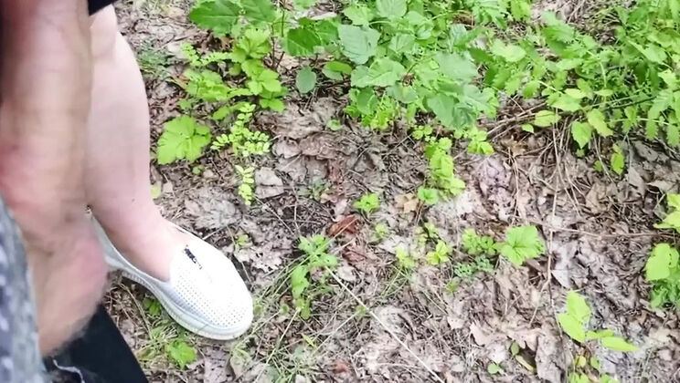 Mature Cougar Sucks My Dick in the Park and Swallows Every Drop
