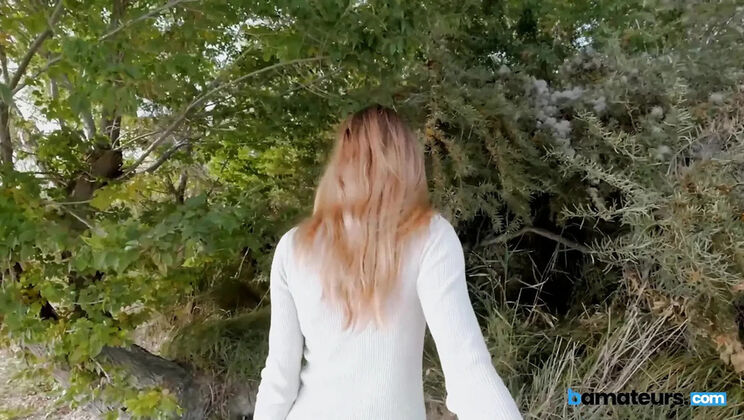 My Girlfriend Craves a Beach Fuck - Real Amateur Action