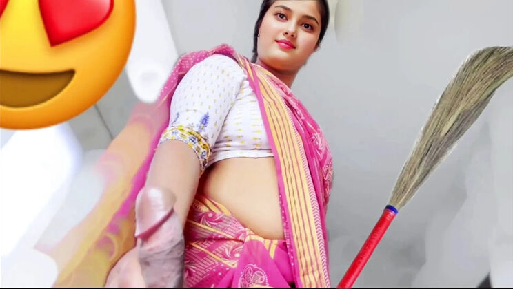 Desi Maid Loves My Big Dick – Hindi Audio Dick Flash and Fuck