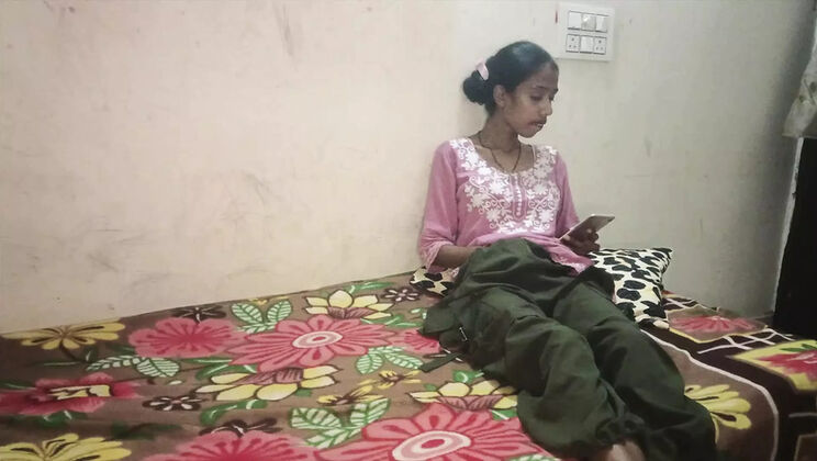 Desi Jawani Meri: Horny Indian Babe Gets Fingered and Milked in Homemade HD Video