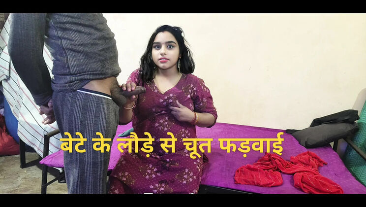 Stepson fucks mature Indian mom's tight pussy in kitchen