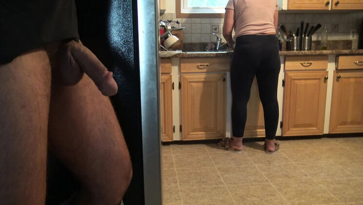 Stepmom Susan Caught Me Masturbating And Cumming On Her Big Ass